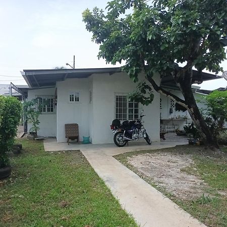 Gia'S Garage & Home For Bocas Travelers Almirante Екстериор снимка